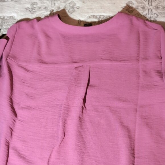 XL - Dalia V-Neck Blouse Dress Shirt - Picture 4 of 6